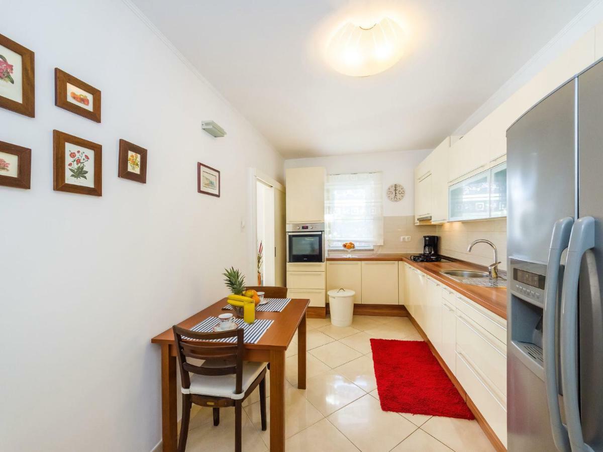 Navis Luxury Villa Vodice Luaran gambar