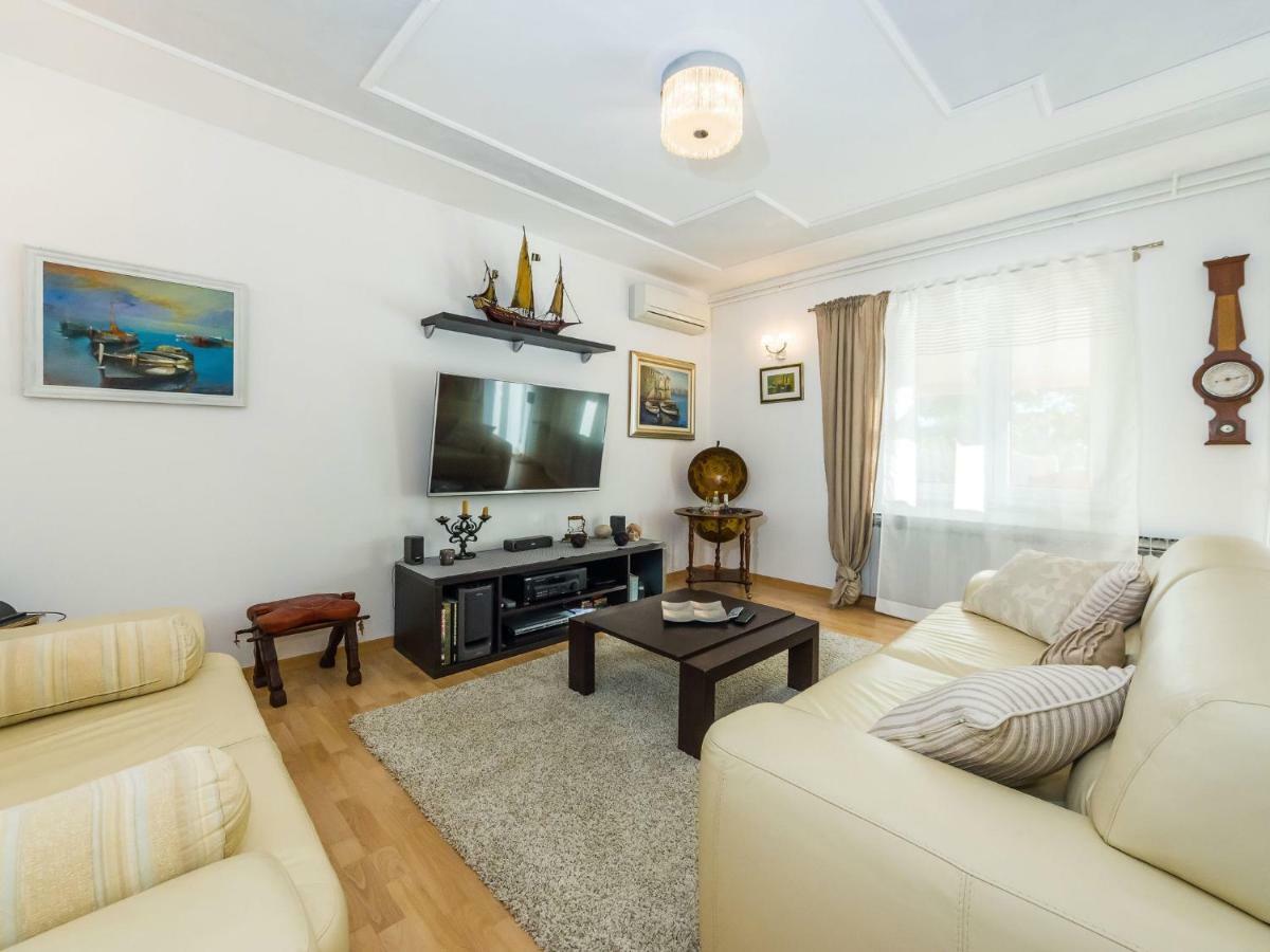 Navis Luxury Villa Vodice Luaran gambar