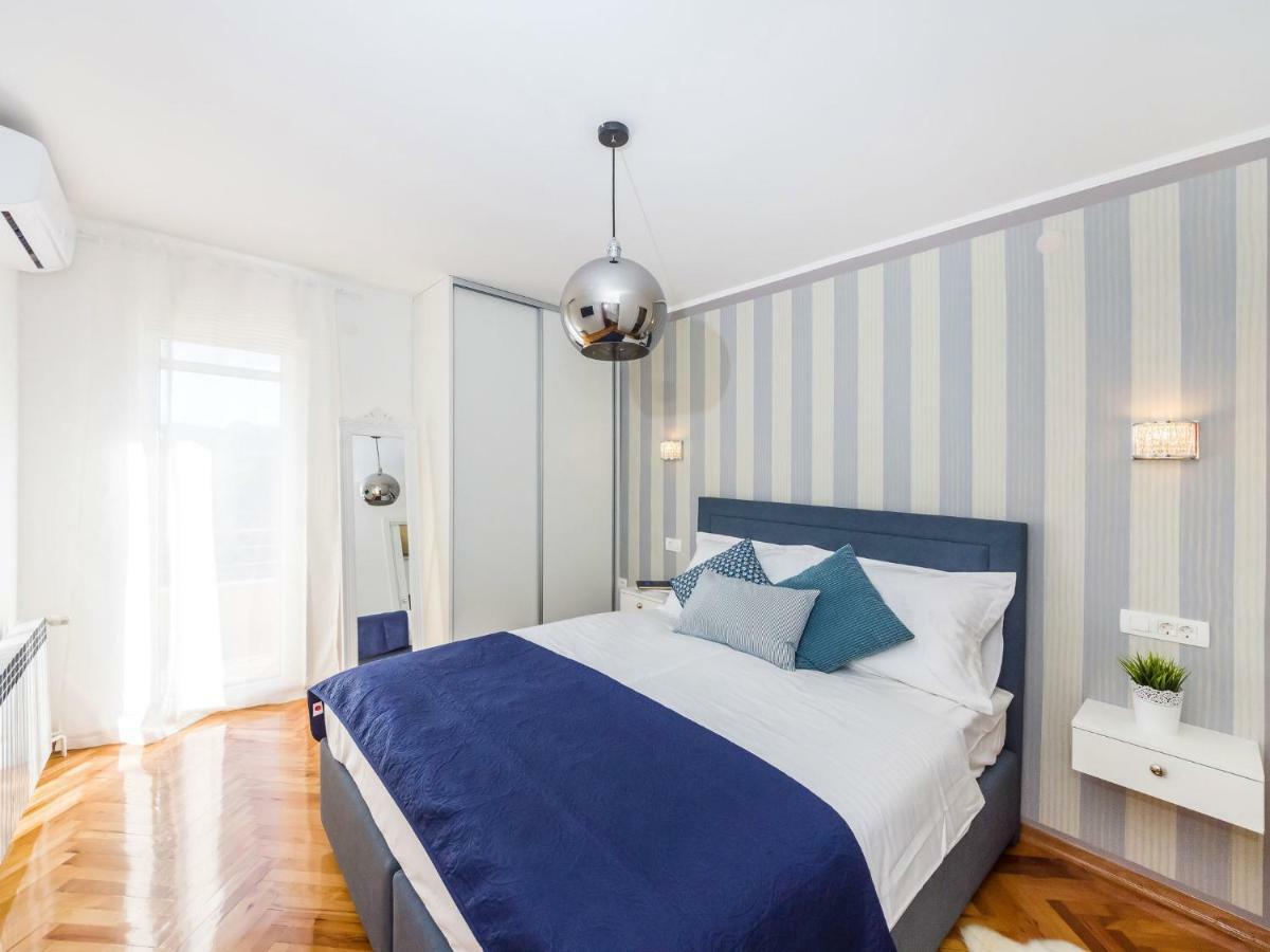 Navis Luxury Villa Vodice Luaran gambar